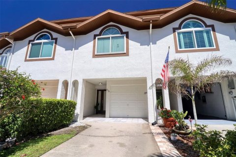 Adosado en venta en Tierra Verde, Florida, 3 dormitorios, 147.25 m2 № 1567208 - foto 2