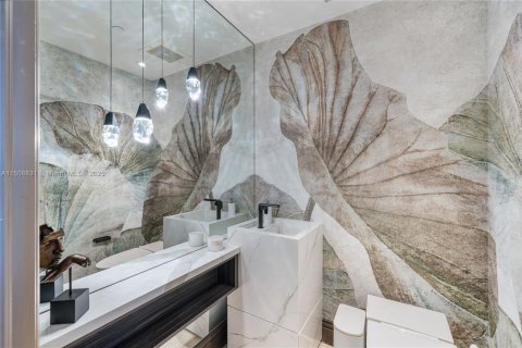 Copropriété à louer à Bal Harbour, Floride: 3 chambres, 245.54 m2 № 1921012 - photo 16