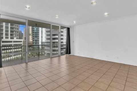 Condominio en venta en Miami, Florida, 44.59 m2 № 1865320 - foto 9