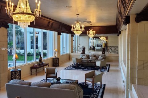 Condominio en venta en Hallandale Beach, Florida, 1 dormitorio, 83.24 m2 № 2008106 - foto 9
