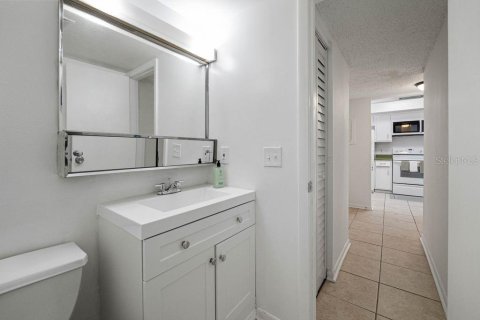 Condominio en alquiler en Tampa, Florida, 1 dormitorio, 69.12 m2 № 1807207 - foto 7