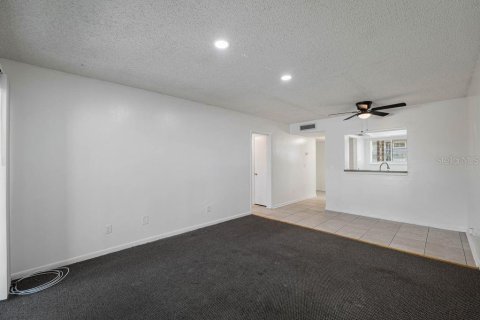Condominio en alquiler en Tampa, Florida, 1 dormitorio, 69.12 m2 № 1807207 - foto 9