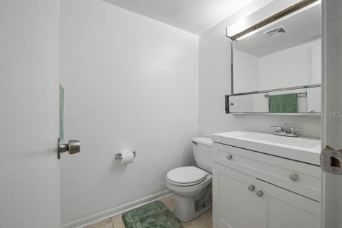 Condominio en alquiler en Tampa, Florida, 1 dormitorio, 69.12 m2 № 1807207 - foto 6