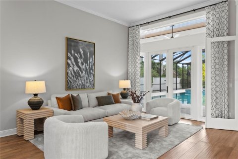 House in Saint Petersburg, Florida 5 bedrooms, 395.21 sq.m. № 2410378 - photo 4
