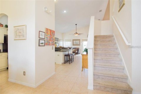 House in Davenport, Florida 5 bedrooms, 224.08 sq.m. № 1576359 - photo 7