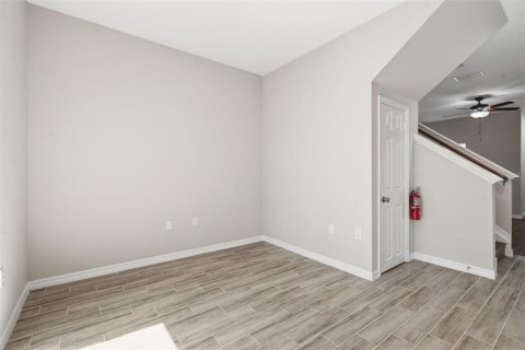 Touwnhouse à vendre à Bradenton, Floride: 3 chambres, 119.1 m2 № 2216945 - photo 12