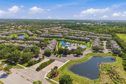 Touwnhouse à vendre à Bradenton, Floride: 3 chambres, 119.1 m2 № 2216945 - photo 2