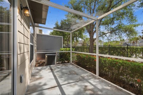 Touwnhouse à vendre à Bradenton, Floride: 3 chambres, 119.1 m2 № 2216945 - photo 25