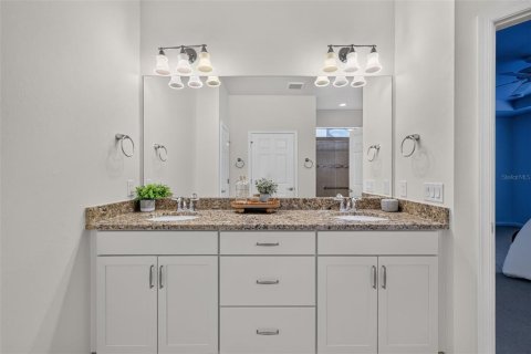 Casa en venta en Bradenton, Florida, 2 dormitorios, 184.88 m2 № 2138570 - foto 17