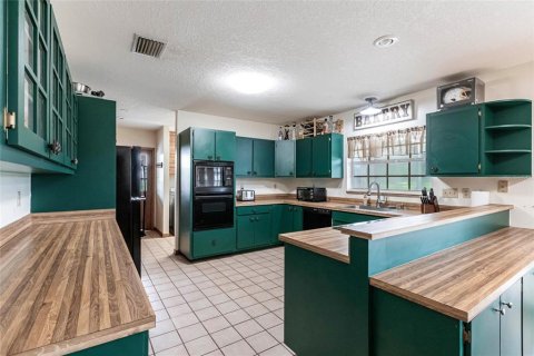 House in Arcadia, Florida 4 bedrooms, 272.02 sq.m. № 1790010 - photo 22