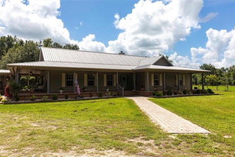 House in Arcadia, Florida 4 bedrooms, 272.02 sq.m. № 1790010 - photo 8