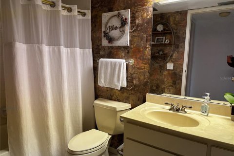 Condominio en alquiler en Sarasota, Florida, 3 dormitorios, 134.99 m2 № 1562873 - foto 10