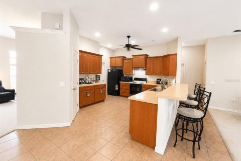 House in Lakeland, Florida 3 bedrooms, 231.05 sq.m. № 2195494 - photo 8