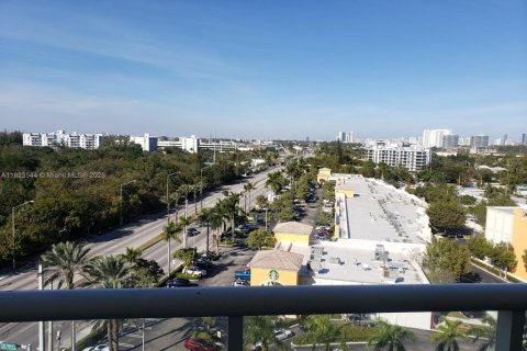 Copropriété à vendre à North Miami, Floride: 2 chambres, 97.55 m2 № 1788924 - photo 1