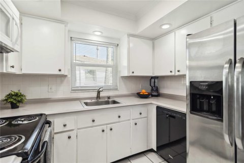 House in Bradenton, Florida 2 bedrooms, 95.5 sq.m. № 1904535 - photo 16