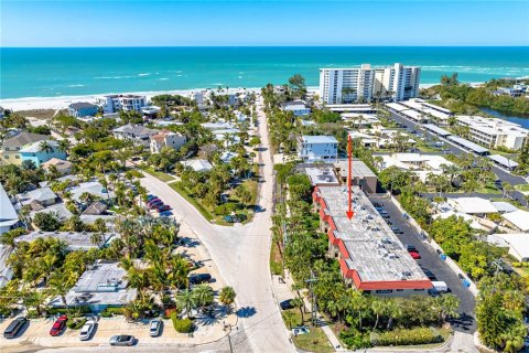 Condo in Sarasota, Florida, 2 bedrooms  № 1869607 - photo 2