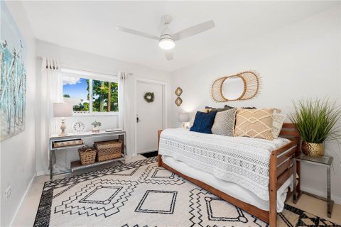 Condo in Sarasota, Florida, 2 bedrooms  № 1869607 - photo 27
