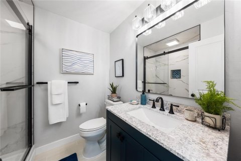 Condo in Sarasota, Florida, 2 bedrooms  № 1869607 - photo 29