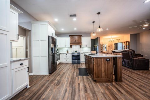 Villa ou maison à vendre à Lakeland, Floride: 4 chambres, 211.45 m2 № 2421601 - photo 14