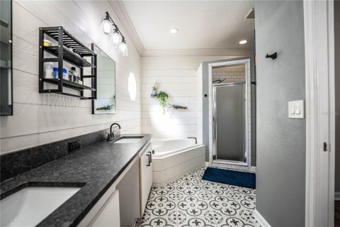 Villa ou maison à vendre à Lakeland, Floride: 4 chambres, 211.45 m2 № 2421601 - photo 23