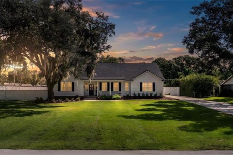 Villa ou maison à vendre à Lakeland, Floride: 4 chambres, 211.45 m2 № 2421601 - photo 3