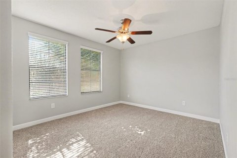 Casa en venta en Wesley Chapel, Florida, 4 dormitorios, 187.94 m2 № 2116378 - foto 12