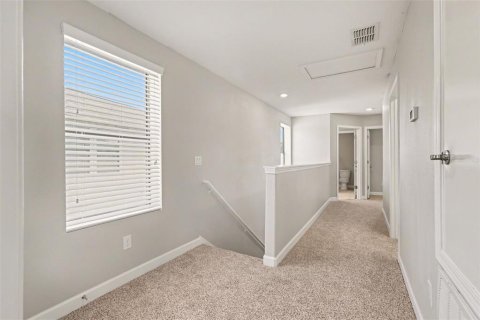 Casa en venta en Wesley Chapel, Florida, 4 dormitorios, 187.94 m2 № 2116378 - foto 15