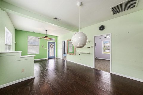 Casa en venta en Tampa, Florida, 3 dormitorios, 89.19 m2 № 1775556 - foto 14