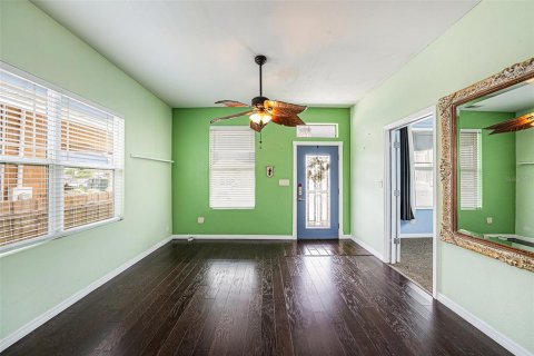 Casa en venta en Tampa, Florida, 3 dormitorios, 89.19 m2 № 1775556 - foto 23