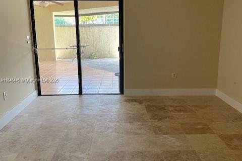 Apartamento en alquiler en Miami, Florida, 2 dormitorios, 123.93 m2 № 1857308 - foto 7