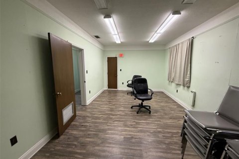 Propiedad comercial en alquiler en Ocala, Florida № 1550186 - foto 5