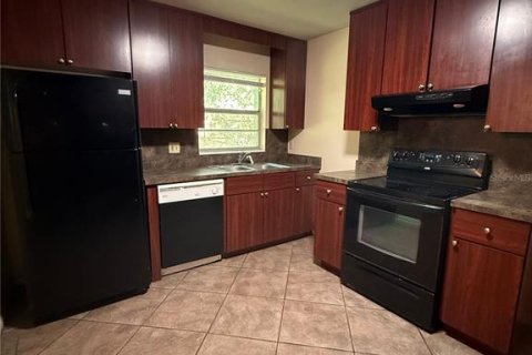 Appartement à louer à Gainesville, Floride: 2 chambres, 83.61 m2 № 1853861 - photo 7