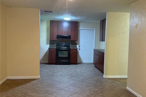 Appartement à louer à Gainesville, Floride: 2 chambres, 83.61 m2 № 1853861 - photo 2
