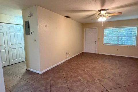 Appartement à louer à Gainesville, Floride: 2 chambres, 83.61 m2 № 1853861 - photo 10