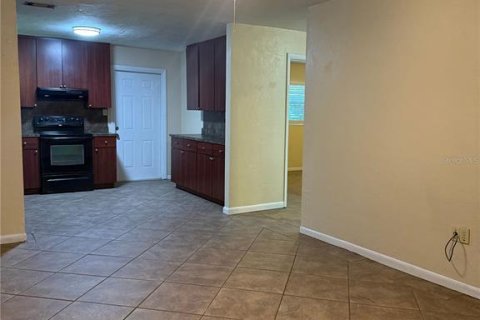 Appartement à louer à Gainesville, Floride: 2 chambres, 83.61 m2 № 1853861 - photo 3