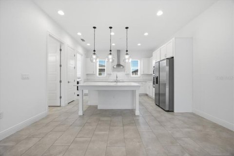 Townhouse in Orlando, Florida 4 bedrooms, 214.6 sq.m. № 2277319 - photo 9