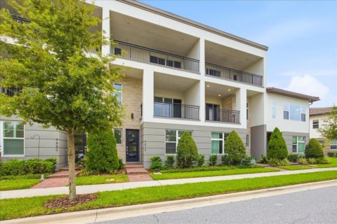 Townhouse in Orlando, Florida 4 bedrooms, 214.6 sq.m. № 2277319 - photo 2