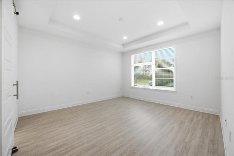 Townhouse in Orlando, Florida 4 bedrooms, 214.6 sq.m. № 2277319 - photo 4