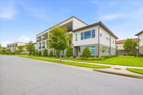 Townhouse in Orlando, Florida 4 bedrooms, 214.6 sq.m. № 2277319 - photo 29