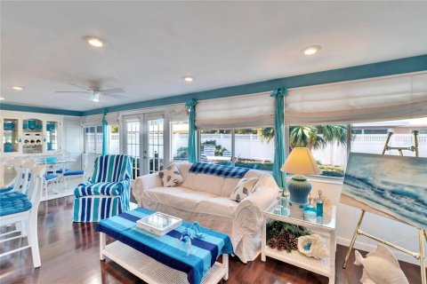 House in Clearwater, Florida 2 bedrooms, 111.3 sq.m. № 1733034 - photo 28