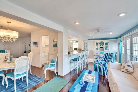 House in Clearwater, Florida 2 bedrooms, 111.3 sq.m. № 1733034 - photo 23