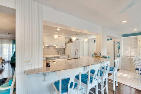 House in Clearwater, Florida 2 bedrooms, 111.3 sq.m. № 1733034 - photo 22