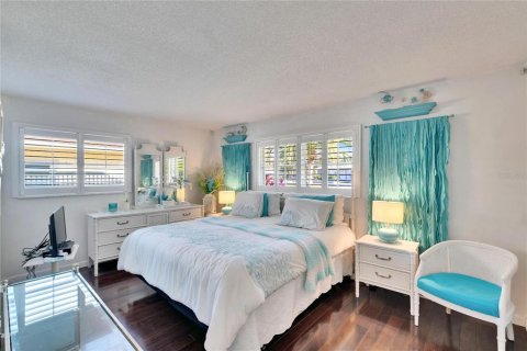 House in Clearwater, Florida 2 bedrooms, 111.3 sq.m. № 1733034 - photo 11