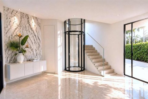 Villa ou maison à vendre à Sarasota, Floride: 4 chambres, 506.6 m2 № 2400939 - photo 9
