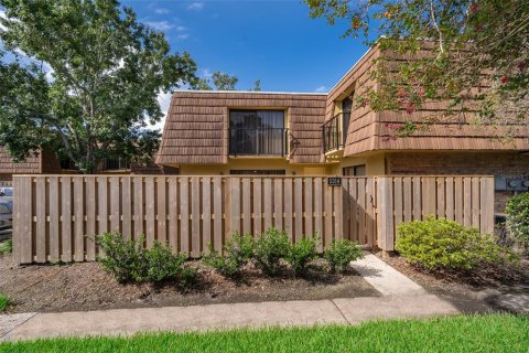 Copropriété à louer à Orlando, Floride: 2 chambres, 119.38 m2 № 1843233 - photo 1
