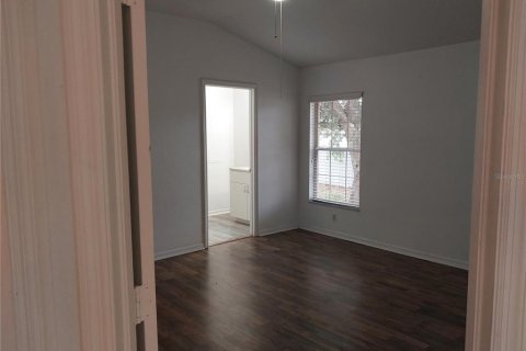 House in Lehigh Acres, Florida 3 bedrooms, 164.44 sq.m. № 1670732 - photo 13