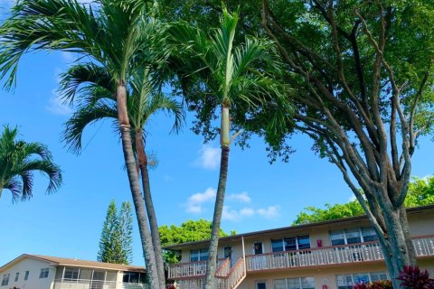 Condo à West Palm Beach, Floride, 1 chambre  № 2077495