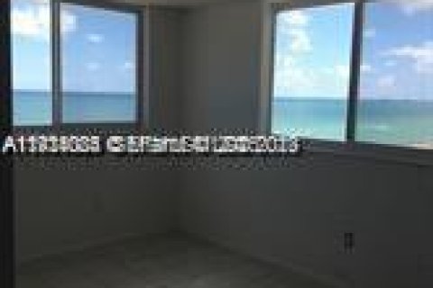 Снять в аренду кондоминиум в Майами-Бич, Флорида 1 спальня, 58.81м2, № 1992400 - фото 6
