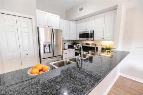 Adosado en venta en Indian Shores, Florida, 3 dormitorios, 171.87 m2 № 2221831 - foto 6