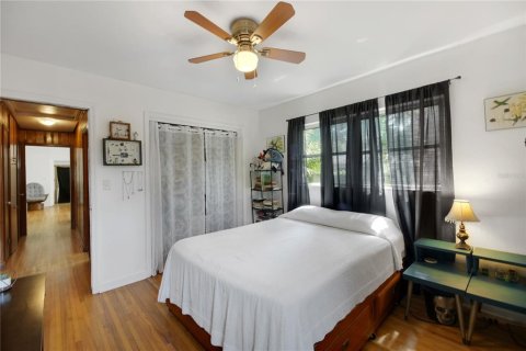 Villa ou maison à vendre à Fruitland Park, Floride: 3 chambres, 137.77 m2 № 2220167 - photo 19